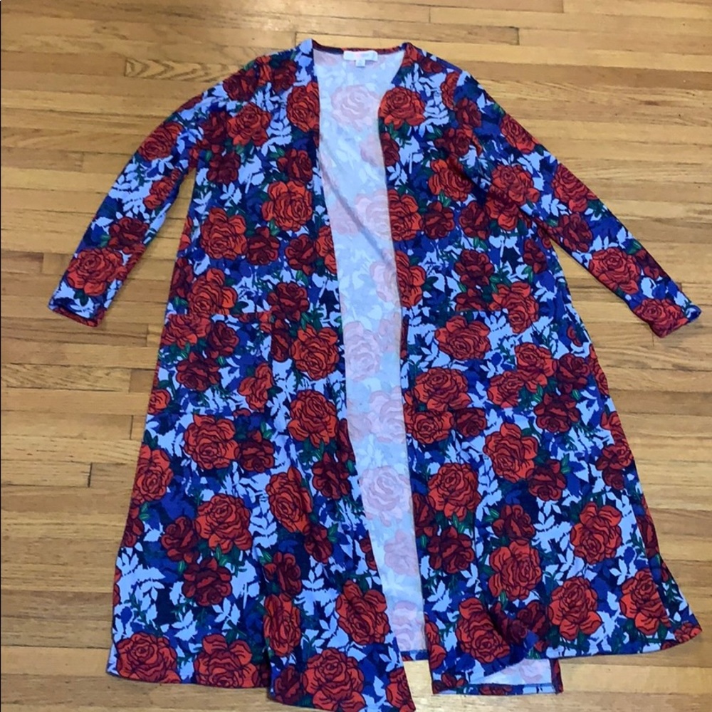 Lularoe Sarah cardigan Roses size medium